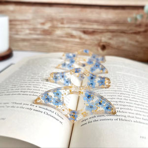 Support de page de livre en résine, poignée pour les doigts, accessoire de lecture durable et confortable, parfait pour les livres, les documents d'étude, les journaux et les romans - Product Image 1