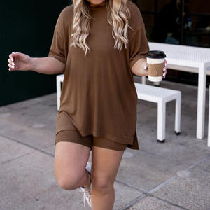 Recién llegado transpirable de algodón y alta calidad, conjuntos cortos personalizados para hombre, conjunto de pantalones cortos de verano con su propio logotipo impreso - Product Image 2