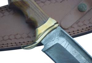 Cuchillos de caza de acero de Damasco hechos a mano con protector de latón y mango de palisandro incluye Funda de cuero de buena calidad - Product Image 2