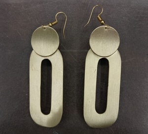 Pendientes de moda pendientes de latón hechos a mano para mujer - Product Image 5