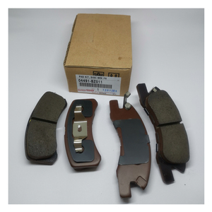 Plaquettes de frein de qualité, numéro de série 04465-Yzzr8, matériau de qualité, forte adhérence, antidérapantes et installation facile - Product Image 1