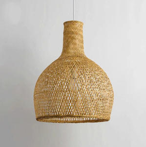 Lámpara de Techo de Bambú Hecha a Mano con Bambú Sostenible para una Iluminación Ambiental Cálida en Espacios Interiores - Product Image 3