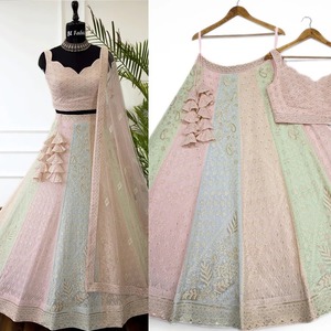 Bán buôn đẹp nặng Faux georgette Bridal <span class=keywords><strong>lehenga</strong></span> choli với trình tự thêu làm việc và mô hình thời trang cho đám cưới mặc - Product Image 2