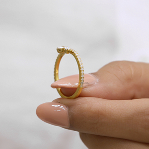 สายคาดเพชรโมอิสทรงกลมตัดกับเพชรของขวัญแต่งงานสำหรับผู้หญิง - Product Image 5