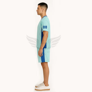 Ensemble de maillot et short de football personnalisé, dernier uniforme d'équipe sportive en sublimation, kit d'entraînement respirant - Product Image 3