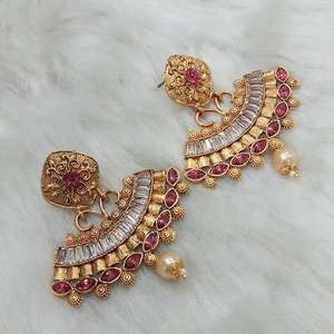 โคมระย้าและต่างหูห้อยชุบทอง14K kriaa พร้อมหินโฆษณาสำหรับงานแต่งงานและงานเลี้ยง-รุ่น1313008D - Product Image 1