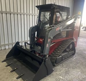 2026 DIGGER KING 790 T Minicargadora de orugas para limpieza de nieve con cucharón 4 en 1, motor diésel, bomba de engranajes y motor Yanmar de alta potencia - Product Image 1