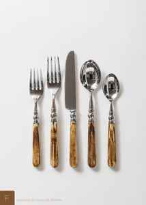 Venta al por mayor nuevo mejor diseño cubiertos tenedor cuchara Juego de 4 piezas hecho a mano fabricante indio mango de resina de madera acero con espejo - Product Image 6