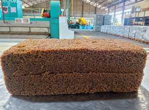 Piezas automotrices del grado del moldeado rotatorio del caucho natural SVR 10 alta durabilidad - Product Image 2