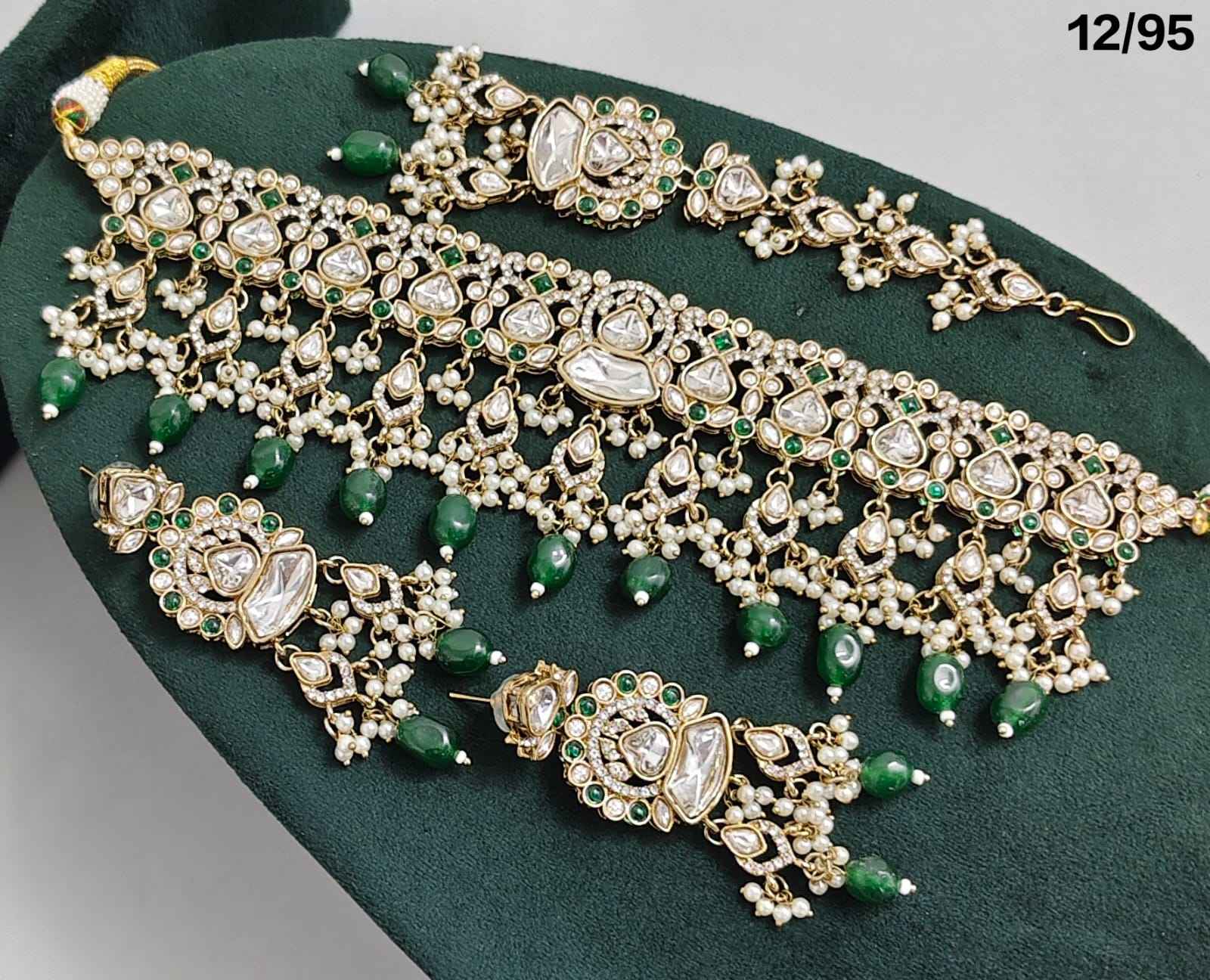 สีเขียว