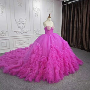 Robe de bal chic fuchsia sans bretelles avec volants et plis, pour Quinceañera, pour filles, avec perles, appliqués, imprimé cristal, pour fêtes naturelles - Product Image 2