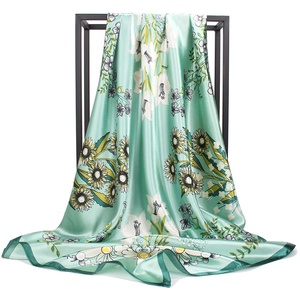 Sciarpa in Seta con Stampa Leopardata Personalizzata per Donna, <span class=keywords><strong>Foulard</strong></span> in Raso con Motivo Animale, Stampa Digitale Personalizzata - Product Image 2