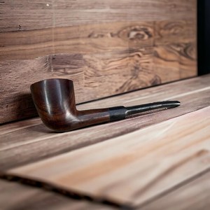 Pipa de Fumar de Madera Curvada de Estilo Lujoso para Cigarros y Tabaco, Acabado Natural, Hecha a Mano, Reutilizable - Product Image 1