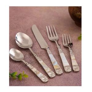 Cuillères en laiton faites à la main et couteau à brouillard Articles de haute finition écologiques pour la maison Hôtel Restaurant Vente en gros pour les cadeaux - Product Image 4