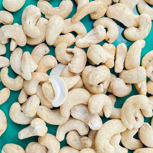 Noix de cajou de haute qualité W240 Noix de cajou Emballage personnalisé Santigo - Product Image 1