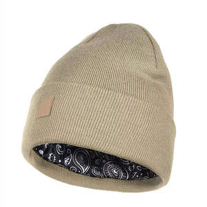 Bonnets unisexes en gros, logo personnalisé, multicolores, 100% laine, chapeaux tricotés décontractés et chauds pour l'hiver, hommes et femmes, motif uni - Product Image 2