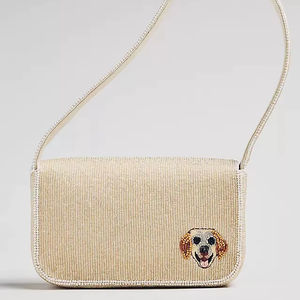 Sac de soirée perlé fait main pour femme avec des détails artistiques et une doublure douce, conçu pour les tenues de soirée élégantes - Product Image 3