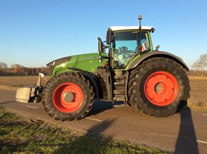 Tractor Fendt 1050 Vario en Buen Estado - Product Image 4