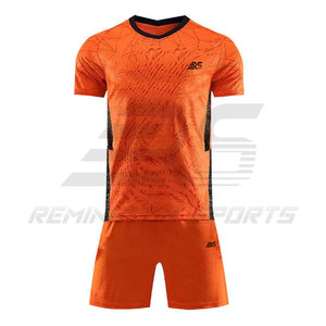 La fábrica hizo el último diseño de sublimación uniformes de fútbol para Unisex | Nuevo diseño transpirable uniformes de fútbol para la venta - Product Image 4