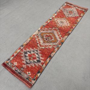 2.7x9.8 ft Rug, Turkish Vintage <b>Runner</b> Rug, <b>Red</b> Herki Wool Rug - Product Image 2