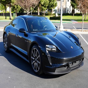 El Porsche Taycan 4S Más Genial del 2020 - Product Image 1