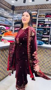 Velours pur lourd avec broderie séquence travail nouveau concepteur vêtements de mariage Look indien ethnique velours haut pantalon & Dupatta ensemble - Product Image 2