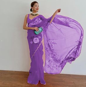 Những Chiếc Sarees Này Đặc Trưng Với Vải Organza Nguyên Chất Với Kim Sa Hoa In Tay Với Thêu Thủ Công Toàn Bộ Nặng O - Product Image 4