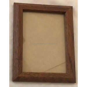 Marco de fotos y nombres ExecEdge | Marco de escritorio de oficina de madera personalizado de primera calidad con ranura para Nombre y grabado de logotipo para profesionales - Product Image 3