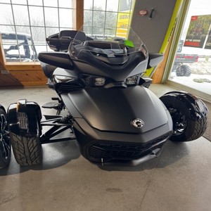 มอเตอร์ไซค์สปอร์ตทัวร์ริ่ง 3 ล้อ 2 ที่นั่ง พร้อมระบบเกียร์กึ่งอัตโนมัติ - Product Image 1