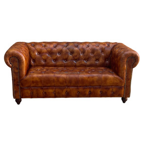 โซฟาเชสเตอร์ฟิลด์หนังแท้สองที่นั่งพร้อมพนักพิงแบบเย็บลึก แขนพับได้ โครงไม้เนื้อแข็ง โซฟาพักผ่อนสุดหรู - Product Image 2