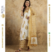 Lancement de collections exclusives de costumes trois pièces en pur coton pour les fêtes, fabriquées par Royal Export à Surat, Gujarat