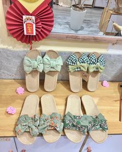 CHANCLAS ECOLÓGICAS ZAPATILLAS/SANDALIAS PARA UNISEX CON NUEVO DISEÑO 2024 - Product Image 2