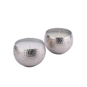 Pot de bougie à texture argentée en métal au design élégant forme ronde pour la maison et le mariage lumières de table décor pot de bougie - Product Image 1