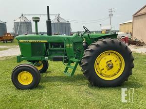 1968 Johnn 4020 Nuevo tractor de ruedas 4WD con potencia nominal Perkins 40HP - Product Image 4