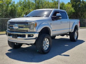 Ford Super Duty F-250 SRW LARIAT 2018 Usado en Buen Estado - Product Image 3