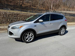 Mejor Auto Usado 2014 Ford Escape Titanium LHD - Product Image 4