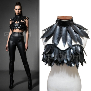 Harnais ras du cou en cuir fait main avec plumes et clous, style gothique, pour festival, fournisseur de soutiens-gorge à plumes - Vente chaude - Product Image 6
