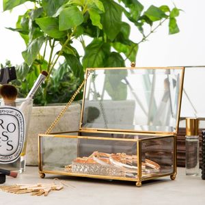 Boîte à bijoux en verre métallique artisanale exquise de qualité supérieure avec des détails luxueux, parfaite pour les thèmes de décoration vintage - Product Image 3