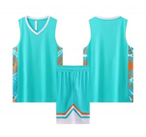 Nouveaux uniformes de basket-ball durables pour les jeunes, ensembles réversibles, respirants et au design simple - Product Image 1