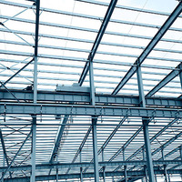 Hangar de stockage à grande portée en structure métallique préfabriquée galvanisée à toit courbé pour entrepôt et atelier