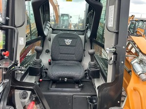 Nuevo y usado 2024 CASE TR310B Compact Track Loader Skid Steer Loader Crawler para la venta - Product Image 5