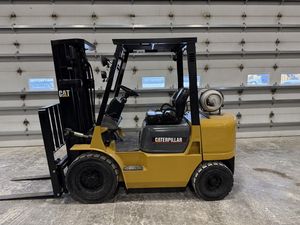 2002 pour chariot élévateur CAT GP25K Original 5 tonnes en excellent état prêt pour un travail immédiat - Product Image 5