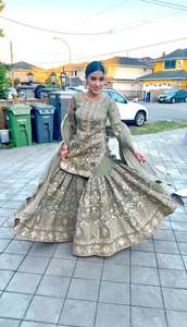 Premium cousu indien ethnique lourd broderie quatre côtés dentelle bordure travail pur Chinon soie haut Sharara Dupatta 3 pièces ensemble - Product Image 2