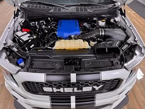 ฟอร์ด เอฟ-150 เชลบี ซูเปอร์ สเนค ปี 2023 มือสองสภาพดี # รถรุ่น S-helby Super Snake F-150 จำนวน 228 คัน จาก 600 คัน  พร้อมเครื่องยนต์ V8 ซูเปอร์ชาร์จ 775 แรงม้า ระบบขับเคลื่อน 4 ล้อ - Product Image 6