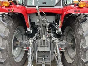 รถแทรกเตอร์ขับเคลื่อน 4 ล้อ รุ่น 2023 MF 7S.165 Advanced พร้อมระบบเกียร์ Dyna-VT - Product Image 2