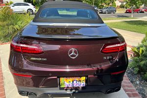 2021 E53 Cabriolet 429-hp Turbo 6 Cilindros Euro VI 5 Plazas Altamente Equipado Rojo Rubelita Metálico Sin Modificar - Product Image 4