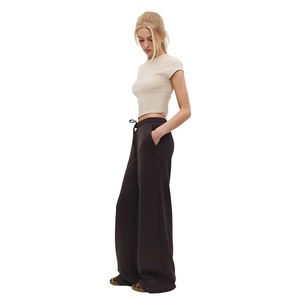 Pantalon de survêtement 100% coton pour femmes par Mega Merchant - Product Image 2