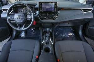 Toyota Corolla LE FWD 2022 - Product Image 3