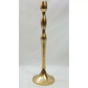 Candelero de Metal chapado en oro, candelabro de forma Hexagonal para decoración del hogar, candelero decorativo moderno, pieza decorativa - Product Image 4