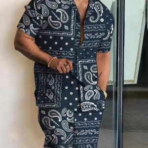 Ensemble décontracté deux pièces pour homme – Chemise respirante d'été et short imprimé en tissu éponge tissé brodé – Confortable et élégant - Product Image 6